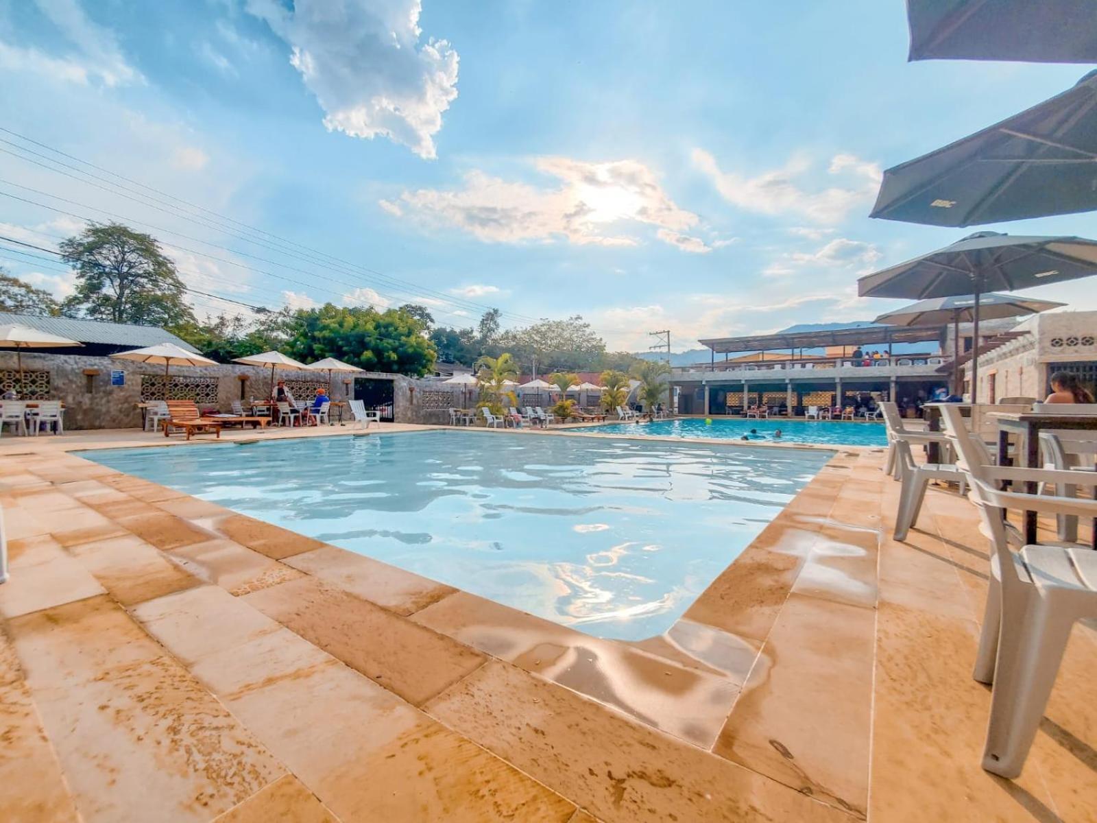 La Rosa Nautica Club Hotel Guaduas Kültér fotó